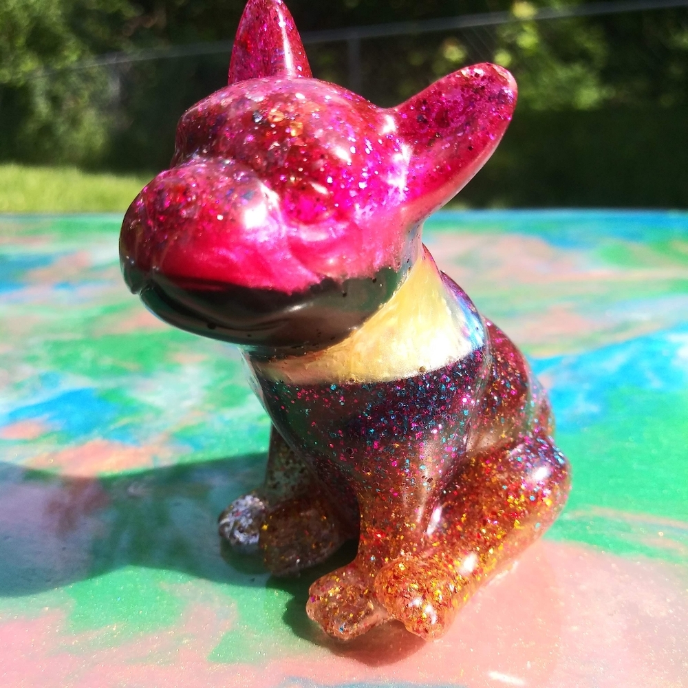 🐕SOLD🐕 Cute Frenchie Bulldog Resin Art Cute Sparkles Gift Shiny Handmade - Picture 9 of 15